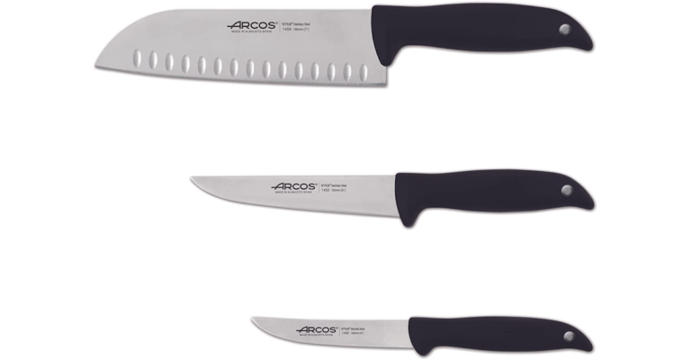 Cuchillos Arcos Serie Menorca: Santoku + mondador + cocina. Córtalo todo por solo 20 euros.