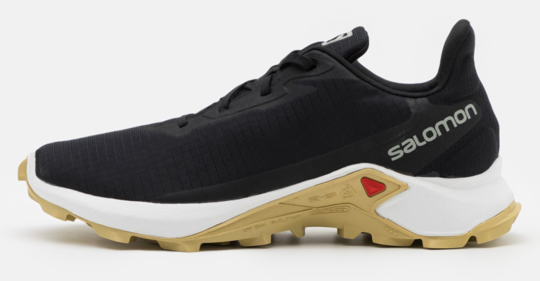 Corre cómodo con estas zapatillas de running Salomon Alphacross 3 al 50% de descuento.