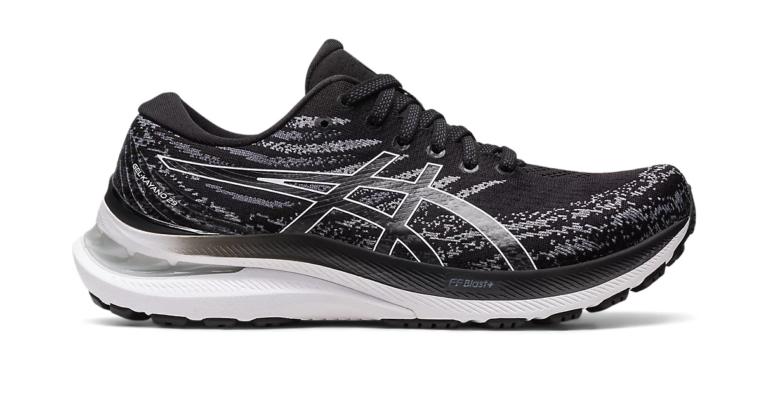 ¡Preciazo para las zapatillas de running Asics Gel Kayano 29! El modelo para mujer por 80€.