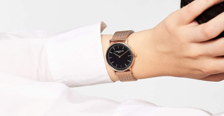 Buen momento para lucir este reloj Liebeskind Berlín con el 71% de descuento.